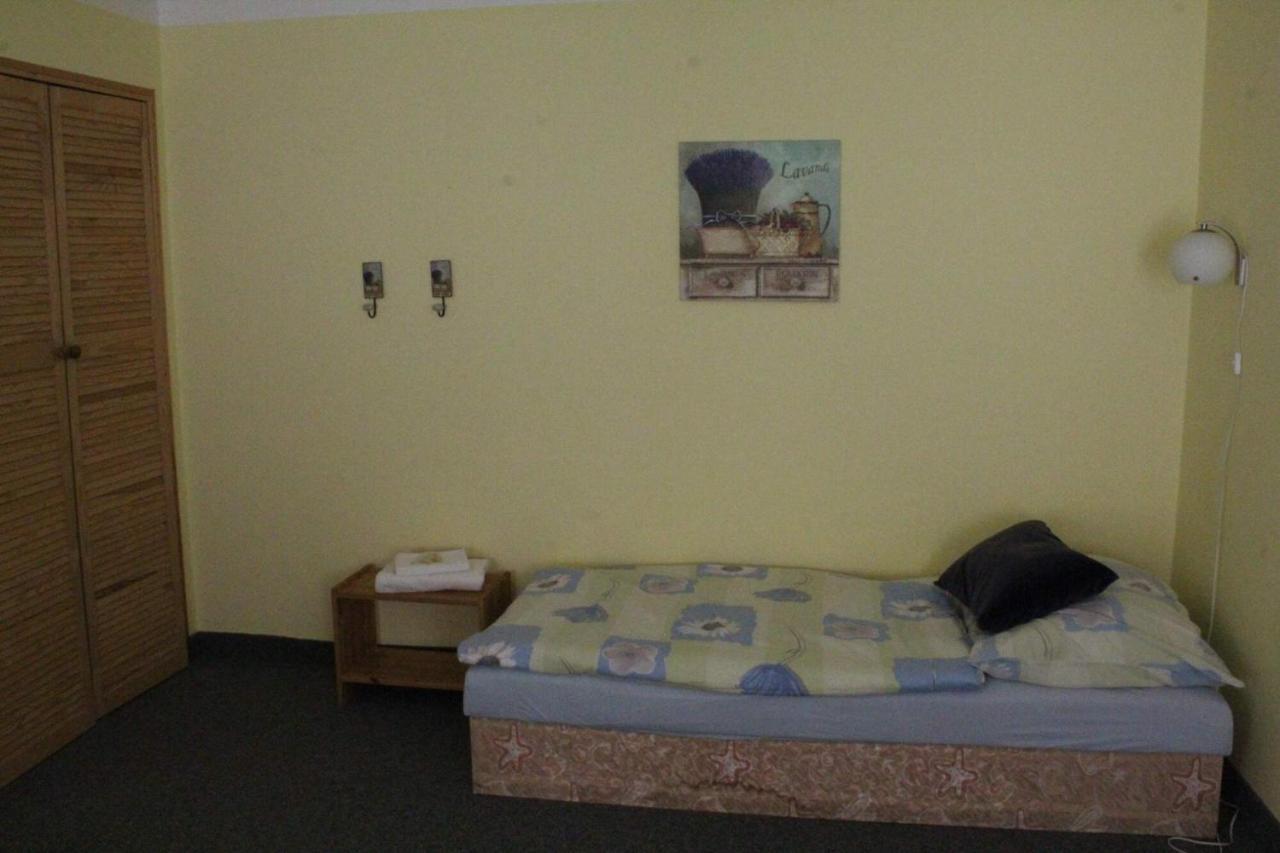 Restaurace A Penzion U Svate Barbory Ústí nad Labem Екстериор снимка