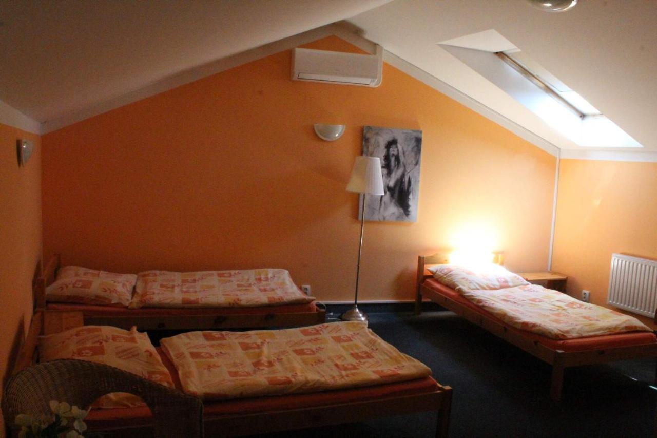 Restaurace A Penzion U Svate Barbory Ústí nad Labem Екстериор снимка