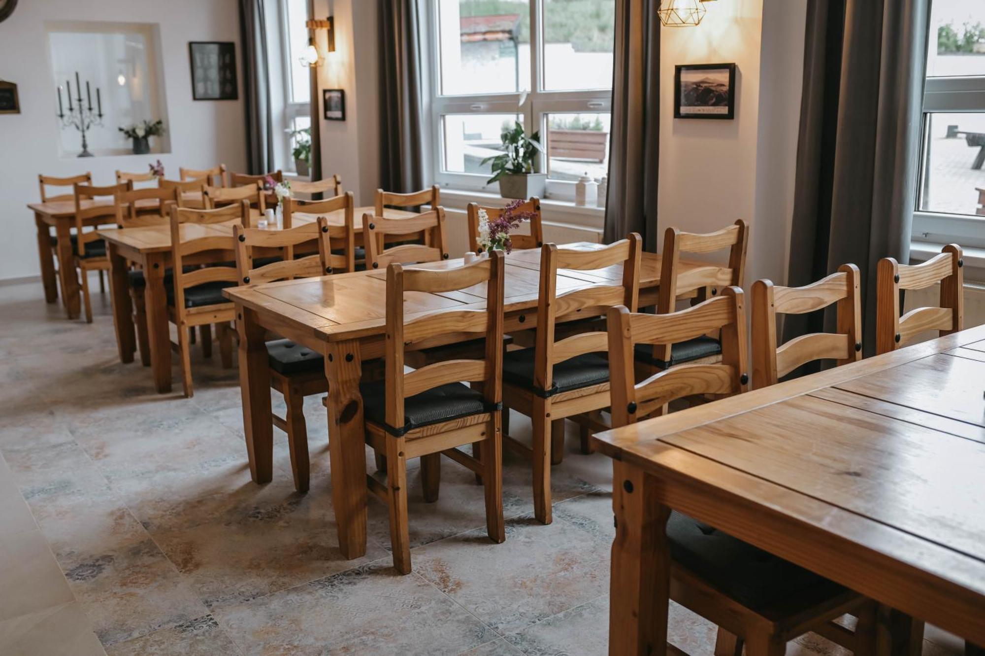 Restaurace A Penzion U Svate Barbory Ústí nad Labem Екстериор снимка
